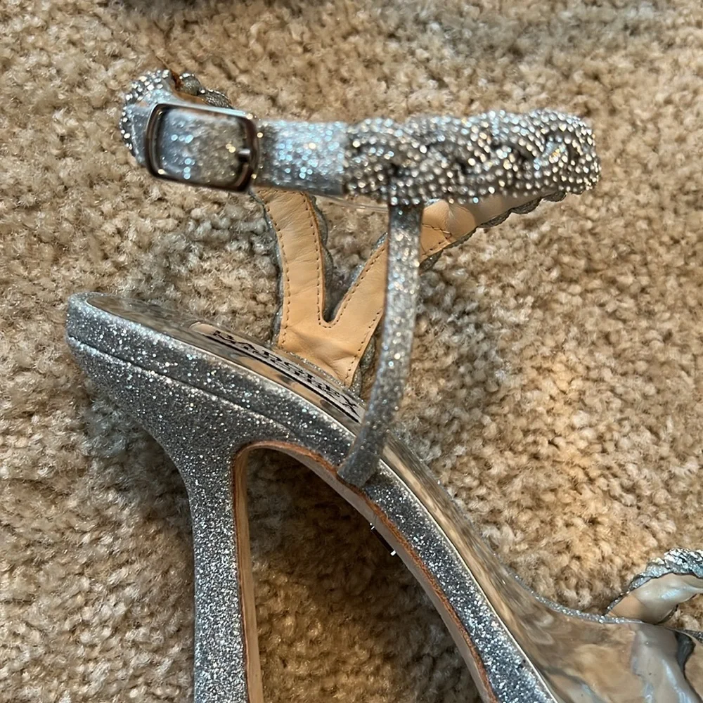 Badgley Mischka Fennel Heels rhinestone braided ankle strap silver glitter 7